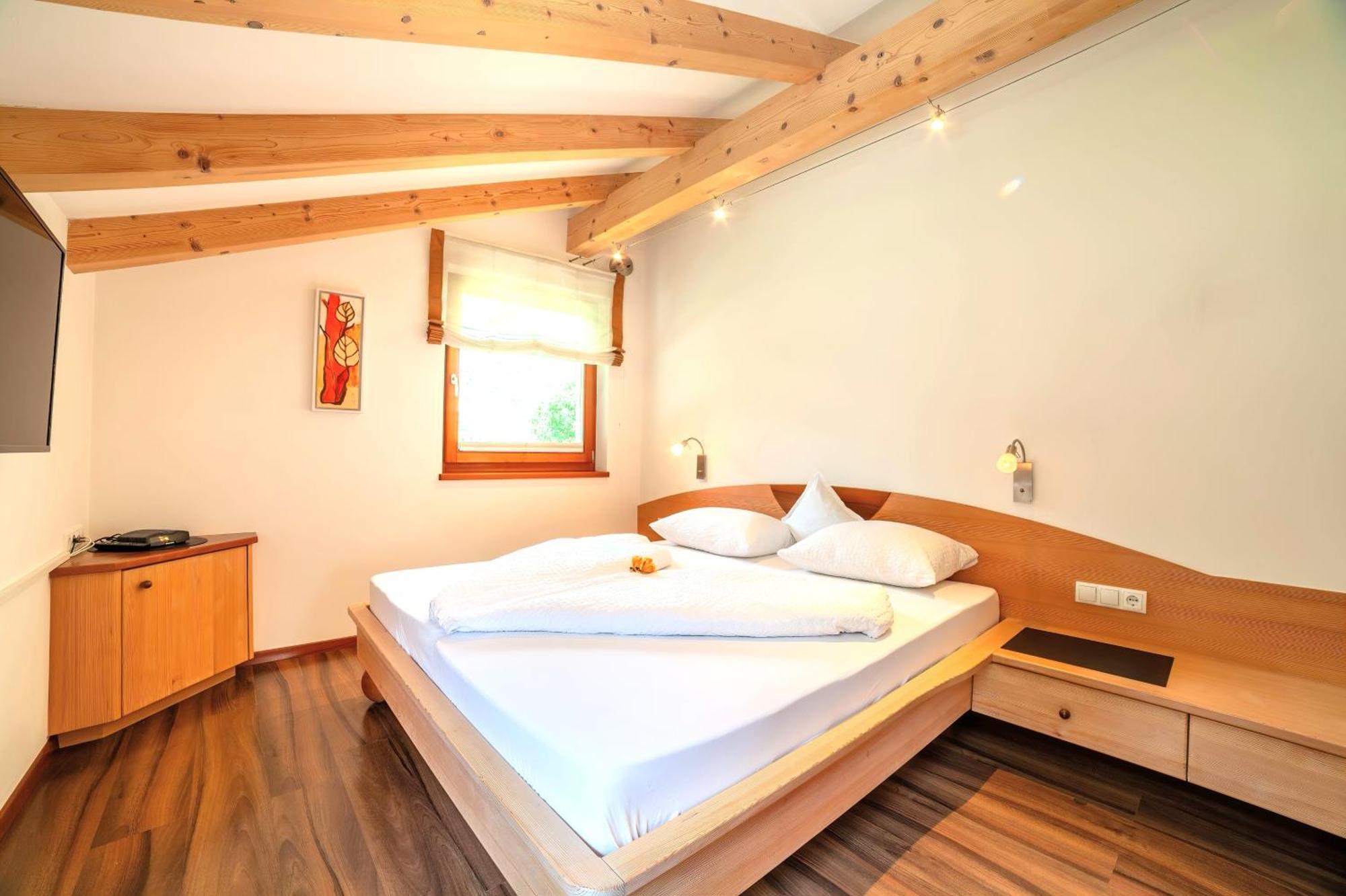 Appartementhaus Tratter Lagundo Bagian luar foto