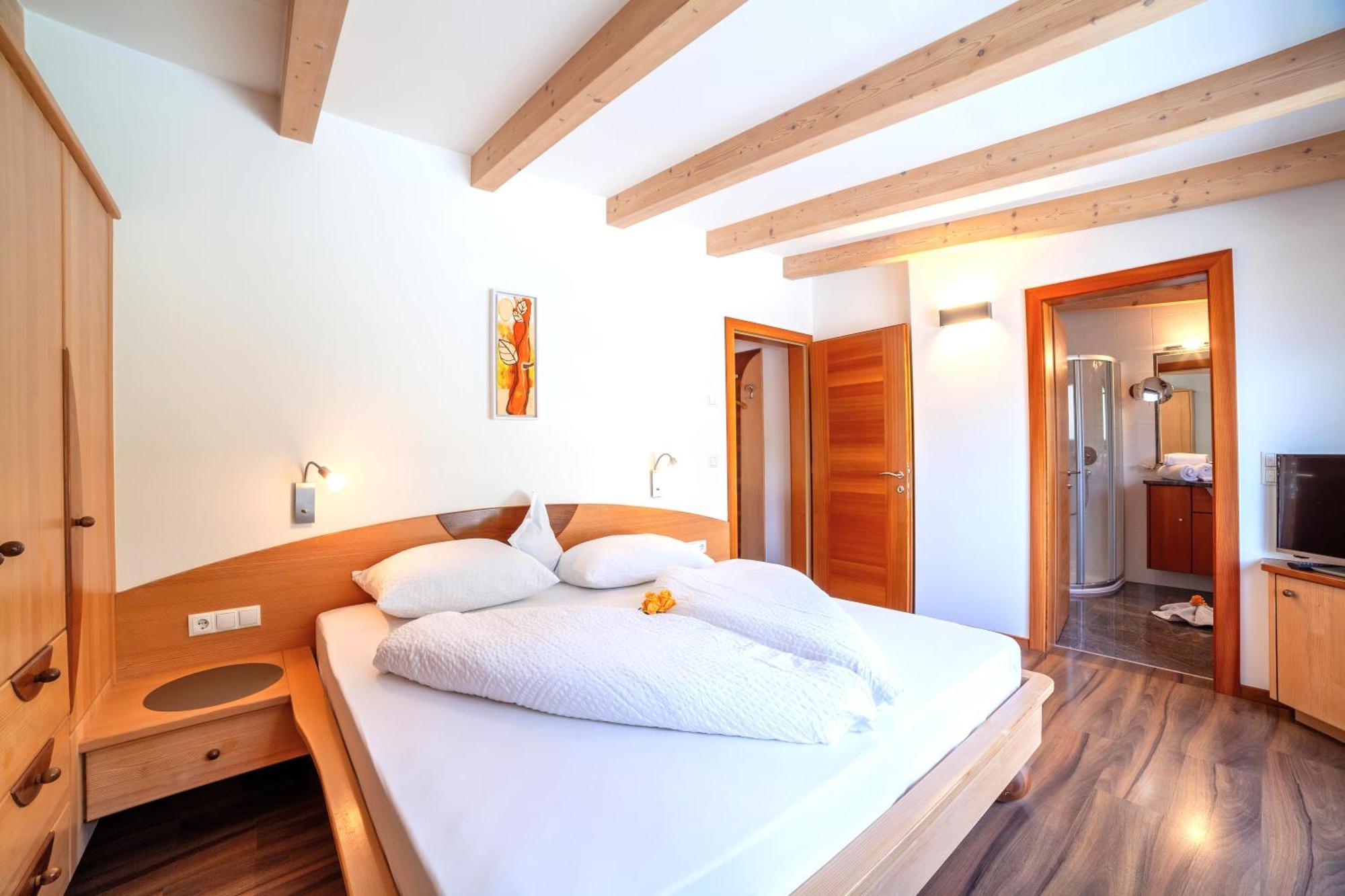 Appartementhaus Tratter Lagundo Bagian luar foto